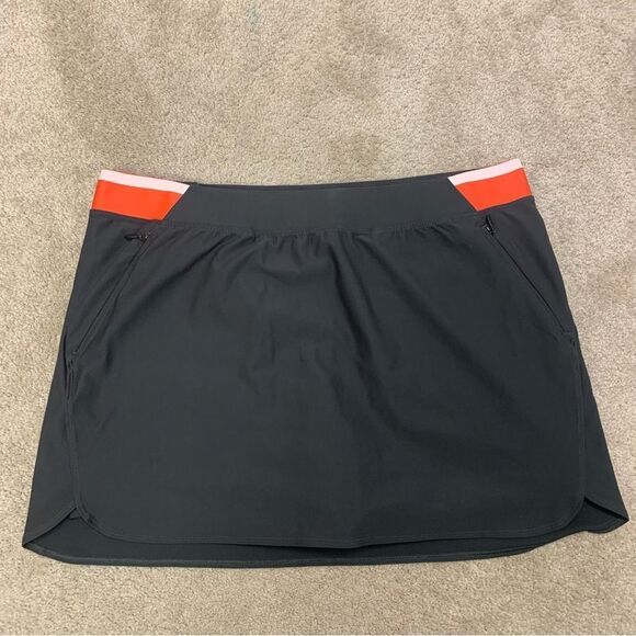 UNDER Armour Women's Gray UA Links Knit Golf Skort Sz XL NWT - Picture 3 of 10